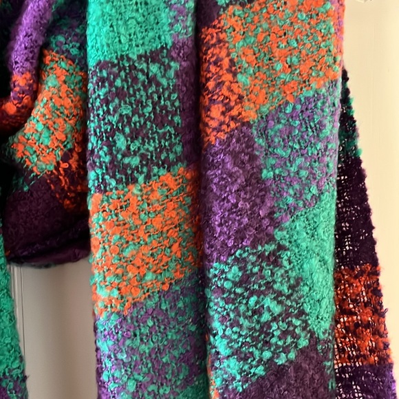 Beautiful Warm and Cozy Acrylic Blanket Scarf - Picture 3 of 7